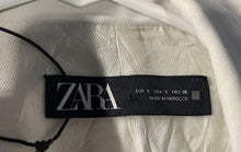 Load image into Gallery viewer, Zara Womens Beige Peak Lapel Flap Pocket Roll-Tab Sleeve Open Front Blazer Sz S

