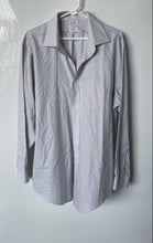 Load image into Gallery viewer, Brooks Brothers Mens Gray Printed Madison Fit Non-Iron Dress Shirt Size 16.5-35
