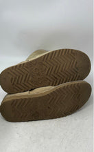 Load image into Gallery viewer, UGG Womens Classic Tall Beige Round Toe Pull-On Snow Boots Size 9
