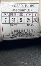 Load image into Gallery viewer, Brooks Womens Ghost 15 1203801B189 Gray Beige Lace-Up Sneakers Shoes Size 7 B
