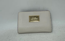 Load image into Gallery viewer, Michael Kors Womens White Pebbled Leather Inner Divider ID Window Bifold Wallet
