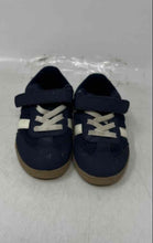 Load image into Gallery viewer, The Children's Place Toddler Boys Navy Blue White Low Top Sneakers Shoes Size 6
