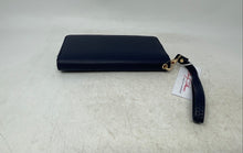 Load image into Gallery viewer, Marilyn Monroe Womens Blue Leather Card Holder Wristlet Wallet With Tags
