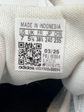 Load image into Gallery viewer, Adidas Womens Duramo RC2 JR3236 White Gray Low Top Lace-Up Sneakers Shoes Size 7
