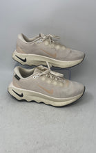 Load image into Gallery viewer, Nike Womens Motiva GTX HM0355-800 Beige Round Toe Lace-Up Tennis Shoes Size 8.5
