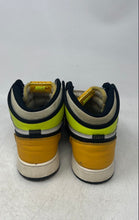 Load image into Gallery viewer, Nike Kids Air Jordan 1 Retro High OG Multicolor Lace-Up Sneaker Shoes Size 7Y
