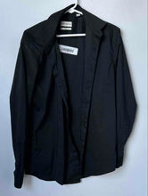Load image into Gallery viewer, Lucky Brand Mens Black Long Sleeve Regular Fit Dress Shirt Size M 15-15.5 32/33
