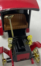 Load image into Gallery viewer, Ertl Texaco Collectors Series Tanker Truck And Delivery Car Coin Banks 2 Pcs
