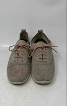 Load image into Gallery viewer, Cole Haan Womens 2.Zerogrand Stitchlite Beige Wingtip Oxford Shoes Size 7.5 B
