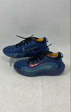 Load image into Gallery viewer, Nike Boys IsoFly Blue Low Top Lace-Up Basketball Sneaker Shoes Size 2Y

