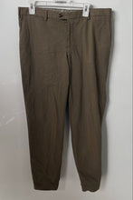 Load image into Gallery viewer, Just For Me Mens Brown Printed Flat Front Straight Leg Chino Pants Size 52
