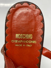 Load image into Gallery viewer, Authentic Moschino Womens Orange Flower Thong Sandals Size EUR 38.5 Damaged
