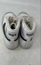 Load image into Gallery viewer, Nike Unisex Kids Blazer Mid 77 DA4086-100 White Lace-Up Sneaker Shoes Size 4Y
