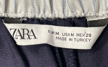 Load image into Gallery viewer, Zara Womens Blue Flat Front Straight Leg Cropped Pants Size Medium
