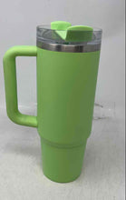 Load image into Gallery viewer, Stanley Quencher H2.0 Green Scroll Handle Insulated FlowState Tumbler 30Oz/887ml
