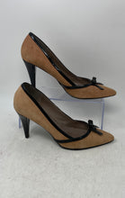 Load image into Gallery viewer, Tahari Womens Alexa Brown Black Pointed Toe Slip-On Stiletto Pump Heels Size 8M
