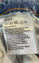 Load image into Gallery viewer, H&amp;M Womens Blue Medium Wash Pockets Denim Straight Leg Jeans Pants Size 6
