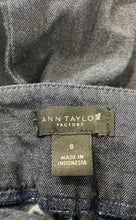 Load image into Gallery viewer, Ann Taylor Womens Blue Flat Front Pockets Straight Leg Dress Pants Size 8

