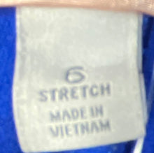 Load image into Gallery viewer, Gap Womens Blue Stretch Flat Front Straight Leg Slim Fit Cropped Pants Size 6

