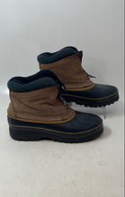 Load image into Gallery viewer, London Fog Womens Catskill Brown Green Navy Zipper Duck Toe Snow Boots Size 7M
