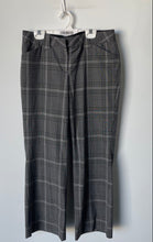 Load image into Gallery viewer, Express Womens Gray Black Plaid Print Flat Front Wide-Leg Trouser Pants Size 6
