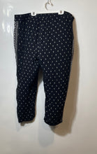 Load image into Gallery viewer, Old Navy Womens Black Printed Mid-Rise Soft Straight Leg Ankle Pants Size XL
