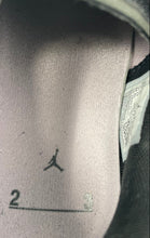 Load image into Gallery viewer, Nike Womens Air Jordan 200E DH7381-510 Gray Purple Basketball Shoes Size 10

