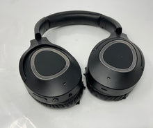 Load image into Gallery viewer, Hammacher Schlemmer Black Wireless Bluetooth Over The Ear Headphones w/ Case NCL
