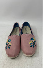 Load image into Gallery viewer, Toms Womens Alpargata 10015661 Pink Embroidered Slip-On Flats Size 8.5
