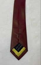 Load image into Gallery viewer, Angelino Mens Burgundy Silk Adjustable Keeper Loop Pointed Tie
