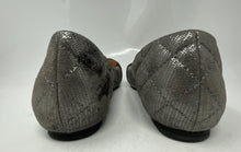 Load image into Gallery viewer, Authentic Tory Burch Womens Leila Gray Quilted Loafer Flats Size 8M Damaged
