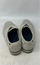 Load image into Gallery viewer, Cat Womens Light Gray Leather Round Toe Oxford Shoes Size 8.5 No Laces
