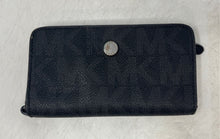 Load image into Gallery viewer, Michael Kors Womens Fulton Black Signature Leather Continental Bifold Wallet
