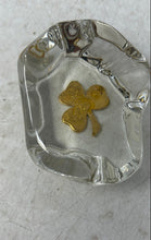 Load image into Gallery viewer, Vintage 1986 Gerity Products 24K Gold-Tone Four-Leaf Clover Crystal Paperweight

