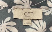 Load image into Gallery viewer, Loft Womens Green White Floral Print Long Sleeve Button-Up Shirt Size Large
