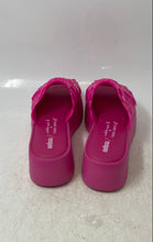 Load image into Gallery viewer, Melissa X Isabela + Chica Capeto Womens Becky Pink Platform Slide Sandals Size 5
