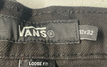 Load image into Gallery viewer, Vans Mens Black Denim Loose Fit Cropped Jeans Size 32x32 With Tag
