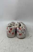Load image into Gallery viewer, Guess Womens Astray Multicolor Floral Print Lace-Up Sneaker Shoes Size 7.5M

