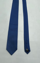 Load image into Gallery viewer, Hugo Boss Mens Blue Textured Silk Keeper Loop Adjustable Pointed Tie
