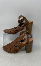 Load image into Gallery viewer, Madden Girl Womens Reine Brown Faux Leather Buckle Block Heels Strappy Sandals 6
