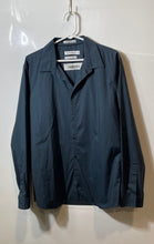 Load image into Gallery viewer, Calvin Klein Mens Gray Long Sleeve Collared Non-Iron Body Fit Dress Shirt Size L
