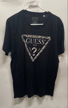 Load image into Gallery viewer, Guess Mens Black Cotton Short Sleeve Crew Neck Regular Fit Graphic T-Shirt Sz L
