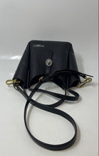 Load image into Gallery viewer, Ptumrlli Womens Black Inner Pockets Detachable Strap Small Shoulder Purse
