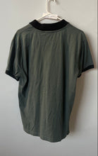 Load image into Gallery viewer, True Religion Mens Green Black Cotton Collared Golf Polo Shirt Size Medium
