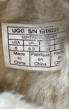Load image into Gallery viewer, UGG Womens Classic Short II 1016223 Beige Suede Pull-On Shearling Boots Size 8
