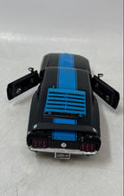 Load image into Gallery viewer, Maisto Multicolor 1970 Ford Mustang Boss 302 1:24 Scale Die-Cast Model Toy Car
