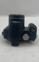 Load image into Gallery viewer, Panasonic Lumix DMC-FZ8 Black 7.2 Megapixel Digital Camera In Case
