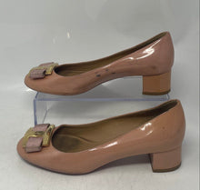 Load image into Gallery viewer, Authentic Salvatore Ferragamo Womens Beige Block Pump Heels Size 6M Worn Stained
