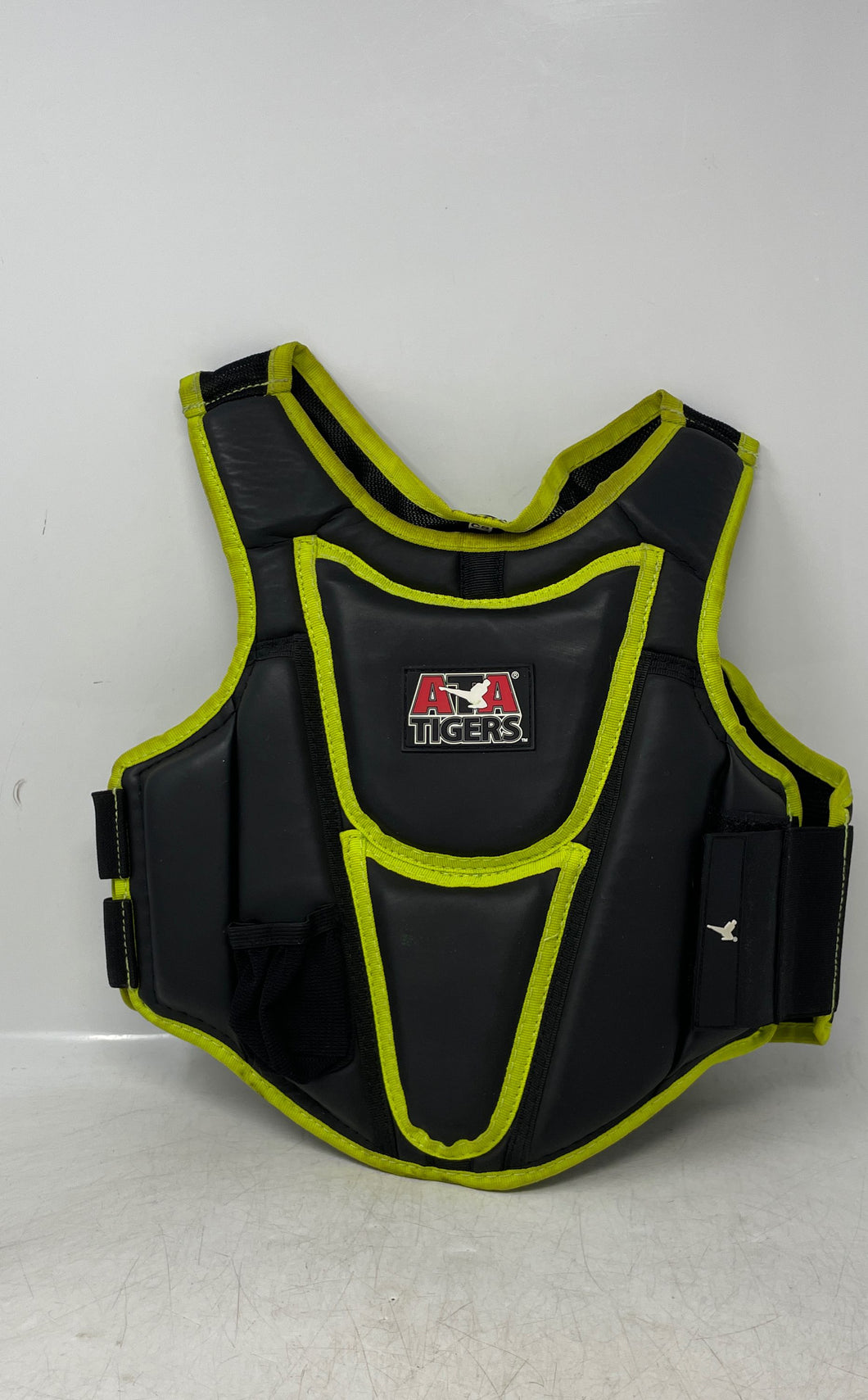 ATA Tigers Kids Black Taekwondo Martial Arts Chest Protector Sparring Vest Sz S