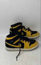 Load image into Gallery viewer, Nike Boys Air Jordan 1 Retro Mid 554725-071 Black Yellow Sneaker Shoes Size 7Y

